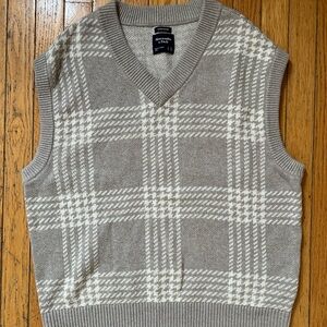 Abercrombie & Fitch Gray Sweater